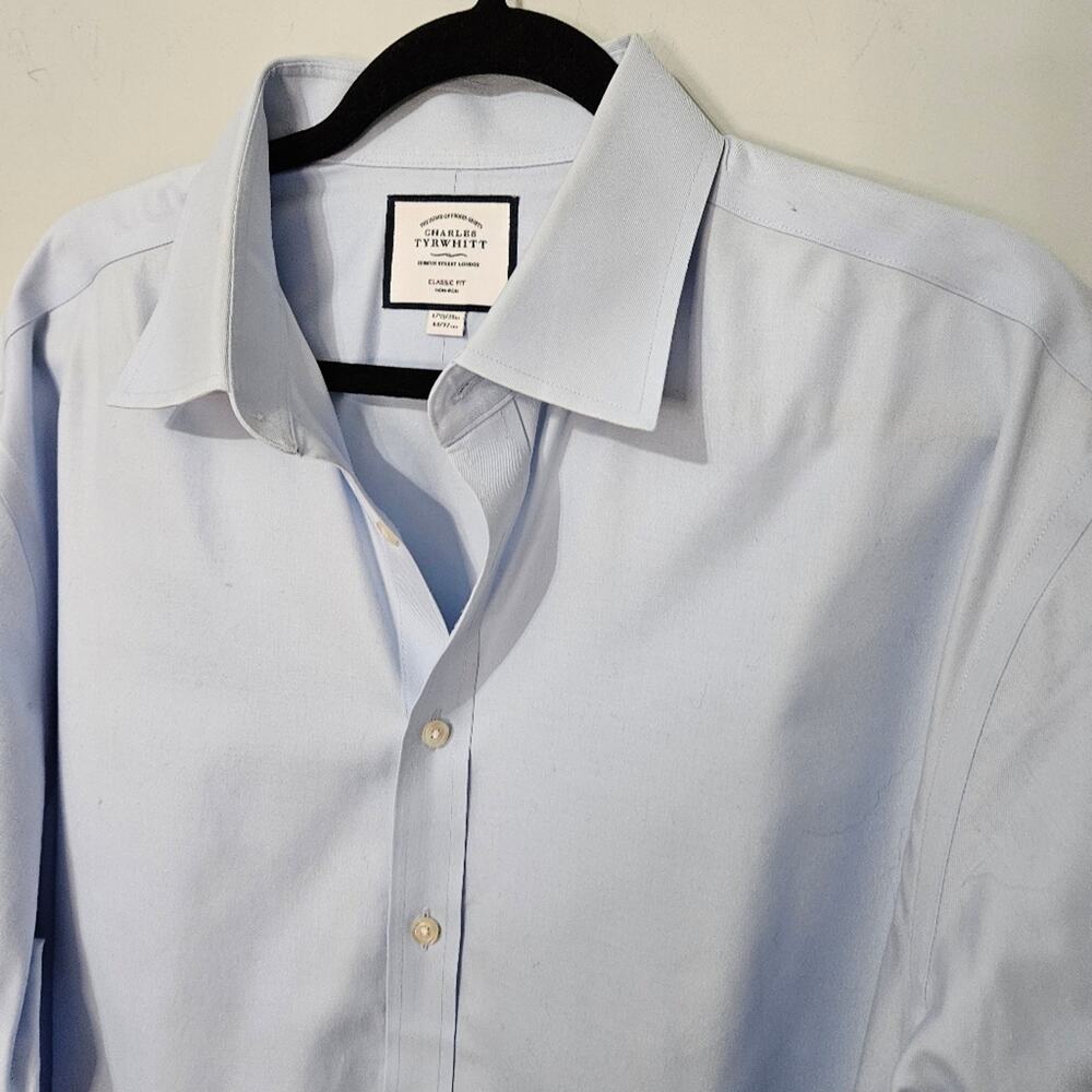 Charles Tyrwhitt Blue Dress Shirt Mens 17.5 Classic Fit Non Iron Cotton Office - Picture 2 of 12